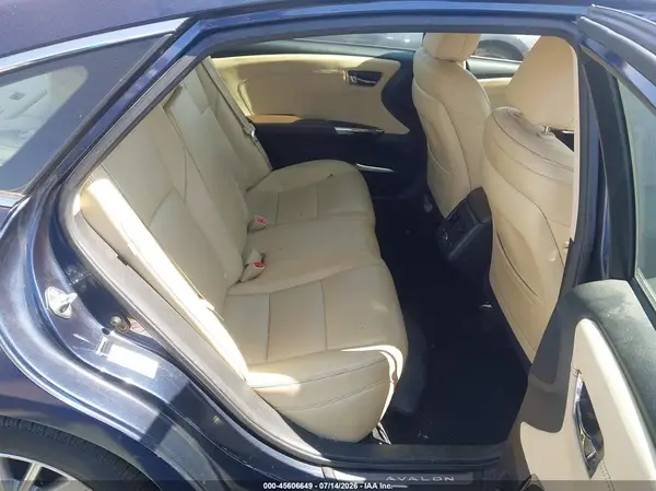 4T1BD1EB8JU063866 2018 TOYOTA AVALON - Image 8
