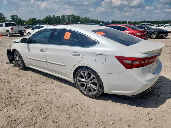 4T1BD1EB8JU064614 2018 TOYOTA AVALON - Image 2
