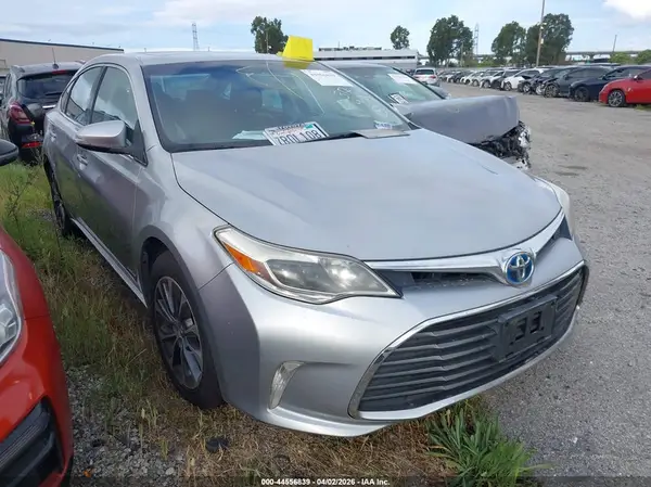 4T1BD1EB9GU051556 2016 TOYOTA AVALON - Image 1