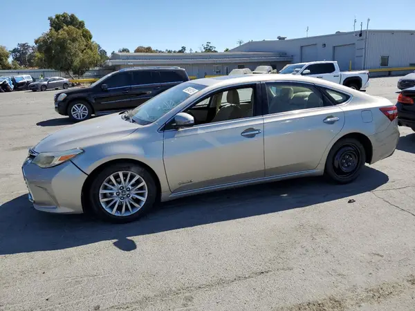 4T1BD1EB9GU052173 2016 TOYOTA AVALON - Image 1