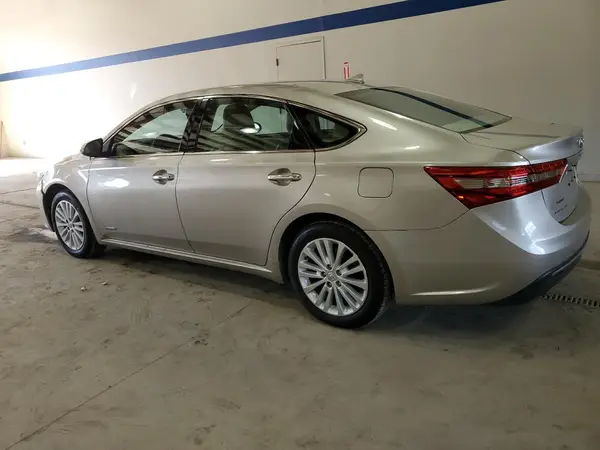 4T1BD1EB9GU056109 2016 TOYOTA AVALON - Image 2