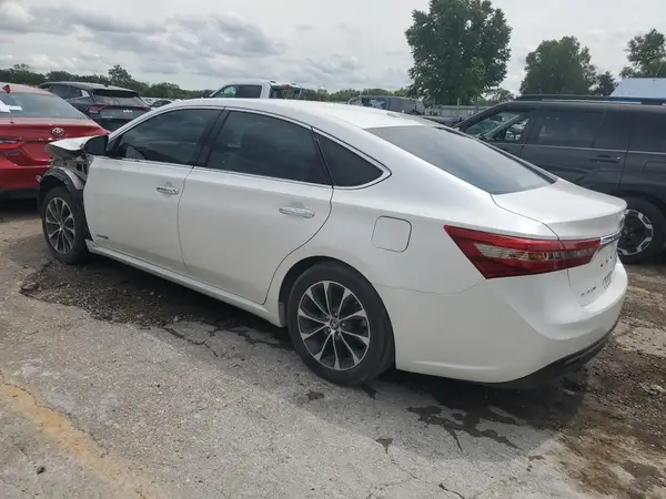 4T1BD1EB9HU058136 2017 TOYOTA AVALON - Image 2