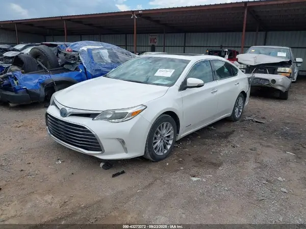 4T1BD1EB9HU058346 2017 TOYOTA AVALON - Image 2