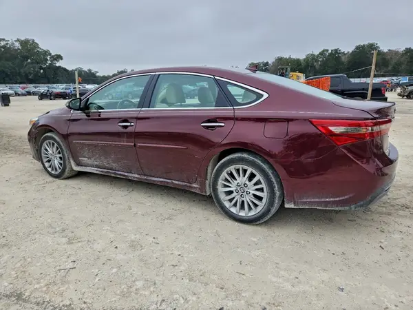 4T1BD1EB9JU061253 2018 TOYOTA AVALON - Image 2