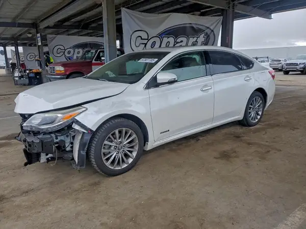 4T1BD1EB9JU062919 2018 TOYOTA AVALON - Image 1