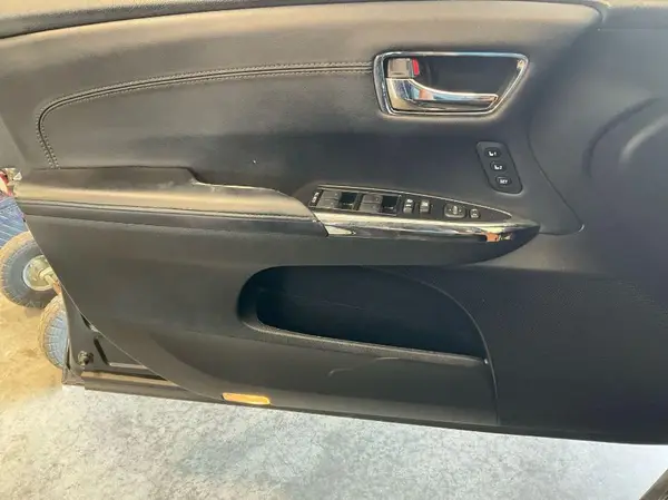 4T1BD1EB9JU063553 2018 TOYOTA AVALON - Image 8