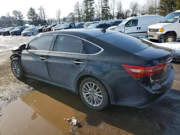 4T1BD1EBXJU064405 2018 TOYOTA AVALON - Image 2