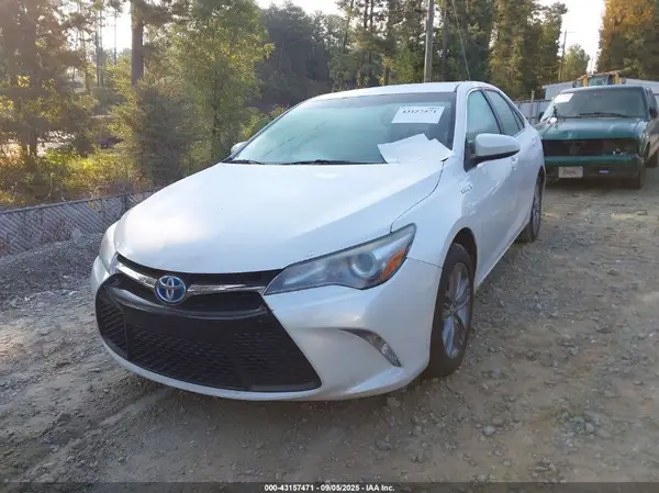 4T1BD1FK0GU179201 2016 TOYOTA CAMRY - Image 2