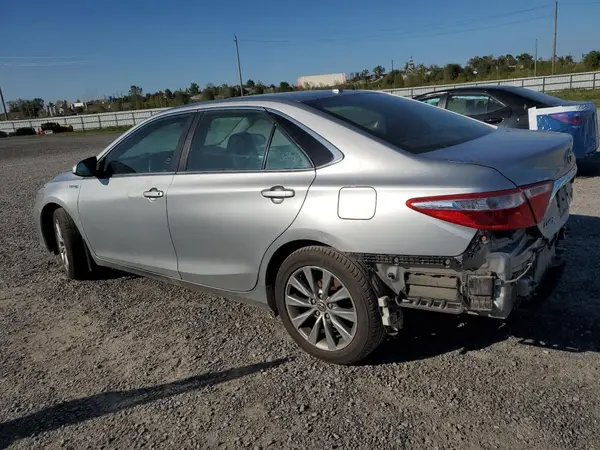 4T1BD1FK0GU179571 2016 TOYOTA CAMRY - Image 2