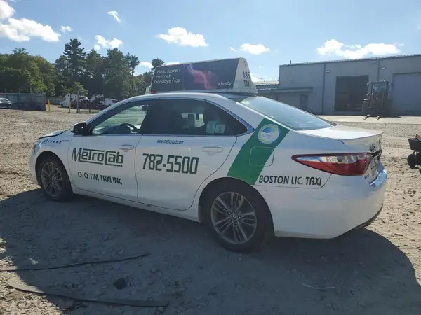 4T1BD1FK0GU179702 2016 TOYOTA CAMRY - Image 2