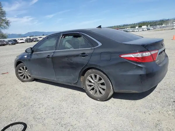 4T1BD1FK0GU181773 2016 TOYOTA CAMRY - Image 2