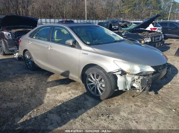 4T1BD1FK0GU182518 2016 TOYOTA CAMRY - Image 1