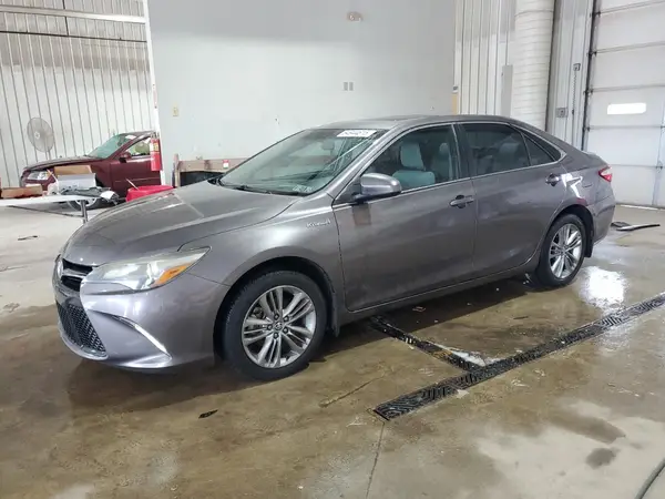 4T1BD1FK0GU184432 2016 TOYOTA CAMRY - Image 1