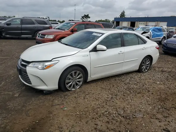 4T1BD1FK0GU193051 2016 TOYOTA CAMRY - Image 1