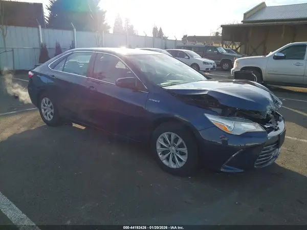 4T1BD1FK0GU194295 2016 TOYOTA CAMRY - Image 1