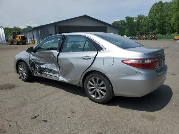 4T1BD1FK0GU199545 2016 TOYOTA CAMRY - Image 2