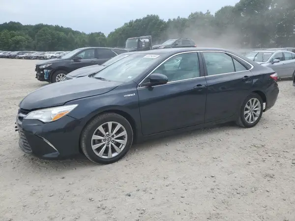 4T1BD1FK0HU213574 2017 TOYOTA CAMRY - Image 1
