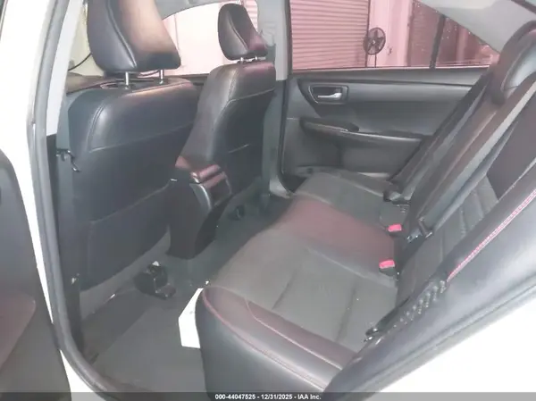 4T1BD1FK0HU217897 2017 TOYOTA CAMRY - Image 8