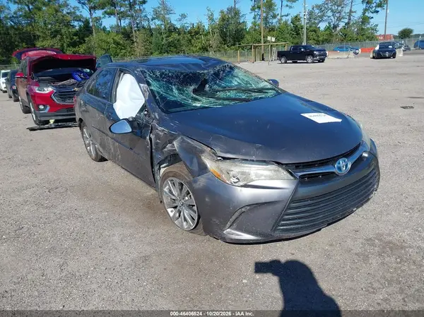 4T1BD1FK0HU220735 2017 TOYOTA CAMRY - Image 1