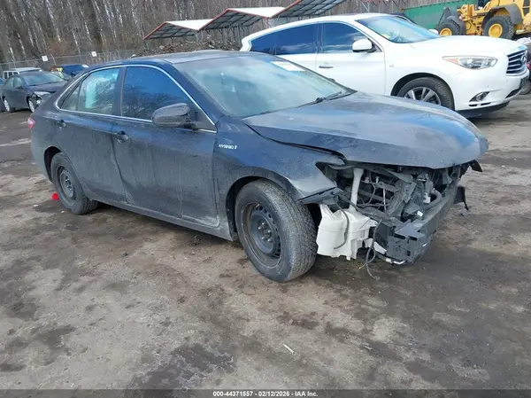 4T1BD1FK0HU221299 2017 TOYOTA CAMRY - Image 1