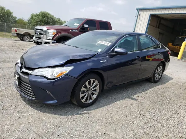 4T1BD1FK0HU222923 2017 TOYOTA CAMRY - Image 1