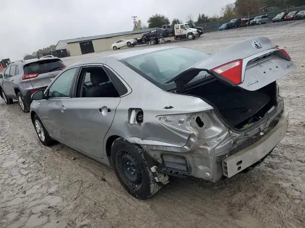 4T1BD1FK0HU224655 2017 TOYOTA CAMRY - Image 2