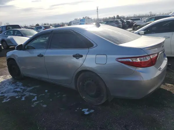 4T1BD1FK0HU225434 2017 TOYOTA CAMRY - Image 2