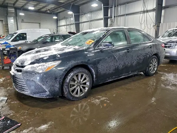 4T1BD1FK0HU226499 2017 TOYOTA CAMRY - Image 1