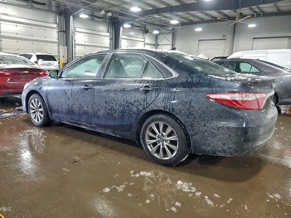 4T1BD1FK0HU226499 2017 TOYOTA CAMRY - Image 2