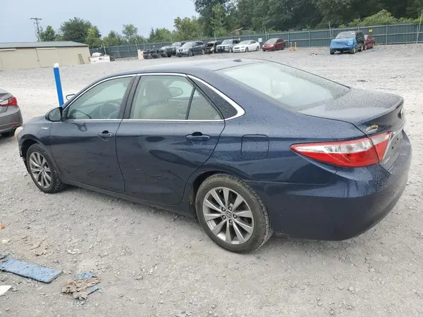 4T1BD1FK1GU177294 2016 TOYOTA CAMRY - Image 2
