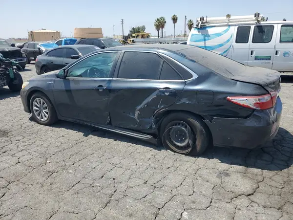 4T1BD1FK1GU178347 2016 TOYOTA CAMRY - Image 2