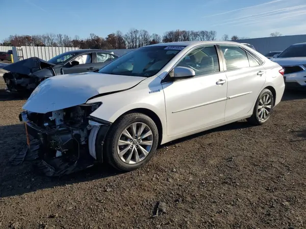 4T1BD1FK1GU178980 2016 TOYOTA CAMRY - Image 1