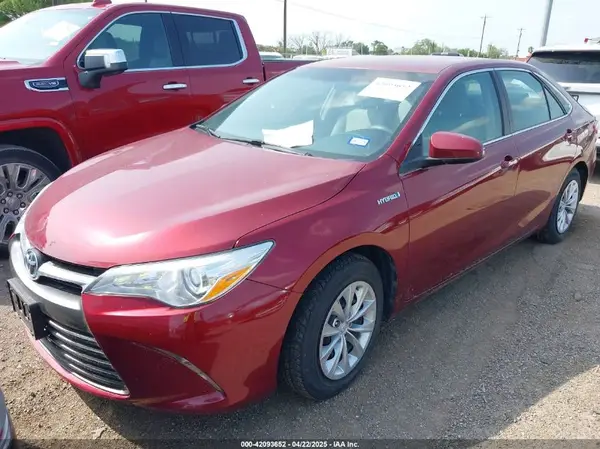 4T1BD1FK1GU184360 2016 TOYOTA CAMRY - Image 2