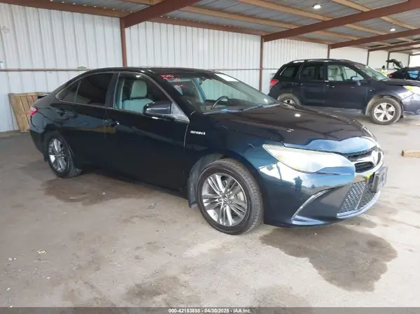 4T1BD1FK1GU184911 2016 TOYOTA CAMRY - Image 1