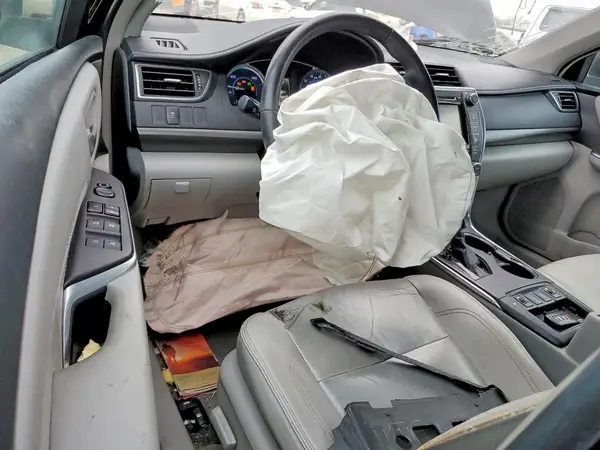 4T1BD1FK1GU186660 2016 TOYOTA CAMRY - Image 8