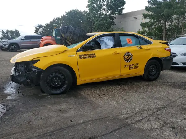 4T1BD1FK1GU189347 2016 TOYOTA CAMRY - Image 1