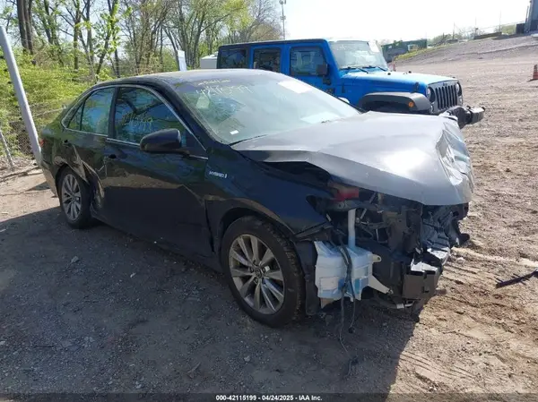 4T1BD1FK1GU191762 2016 TOYOTA CAMRY - Image 1