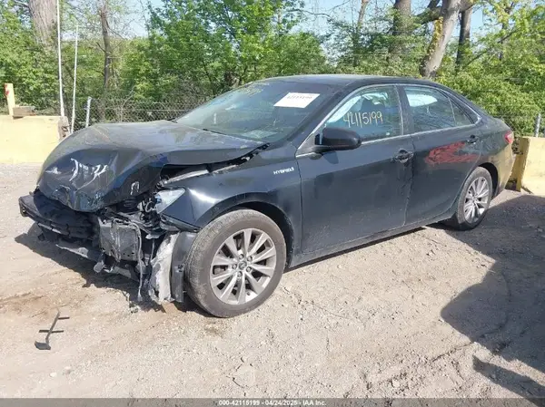4T1BD1FK1GU191762 2016 TOYOTA CAMRY - Image 2