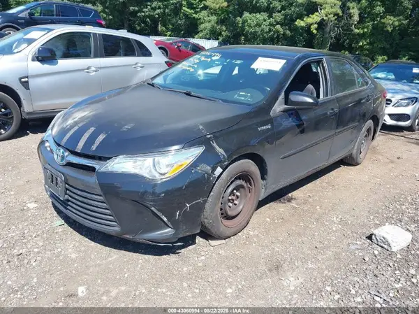 4T1BD1FK1GU191776 2016 TOYOTA CAMRY - Image 2