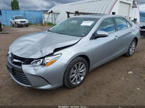 4T1BD1FK1GU192359 2016 TOYOTA CAMRY - Image 2