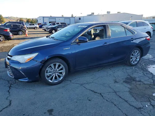 4T1BD1FK1GU198260 2016 TOYOTA CAMRY - Image 1