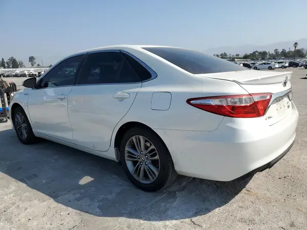 4T1BD1FK1GU200721 2016 TOYOTA CAMRY - Image 2
