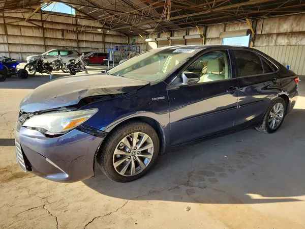 4T1BD1FK1HU205337 2017 TOYOTA CAMRY - Image 1