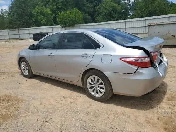 4T1BD1FK1HU206293 2017 TOYOTA CAMRY - Image 2