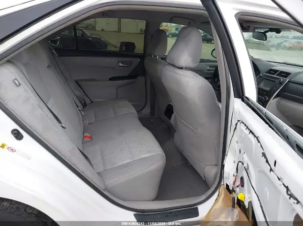 4T1BD1FK1HU207122 2017 TOYOTA CAMRY - Image 8