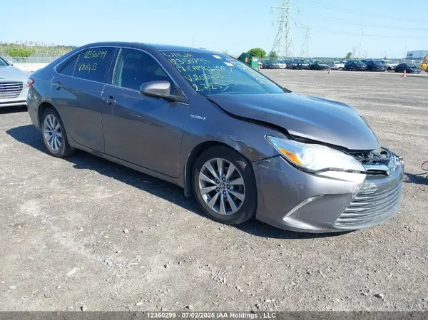 4T1BD1FK1HU208433 2017 TOYOTA CAMRY - Image 1