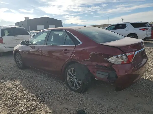 4T1BD1FK1HU217830 2017 TOYOTA CAMRY - Image 2