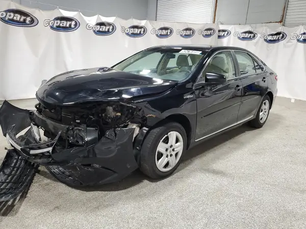 4T1BD1FK1HU228343 2017 TOYOTA CAMRY - Image 1