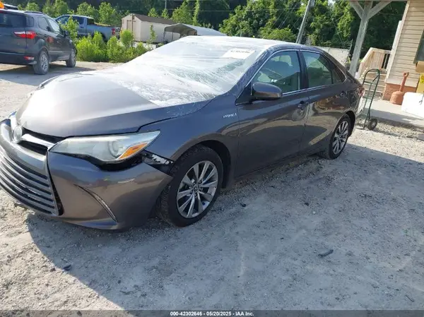 4T1BD1FK2GU180348 2016 TOYOTA CAMRY - Image 2