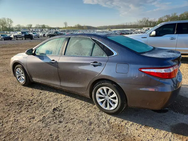 4T1BD1FK2GU183413 2016 TOYOTA CAMRY - Image 2